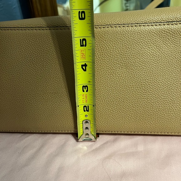 OFFERS OPEN! Kate Spade Beige Cream Tote Bag for laptop or work or personal - Picture 12 of 16